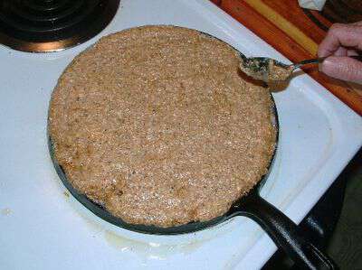 Cast iron spider pan