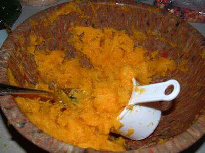 Putting pumpkin in the freezer