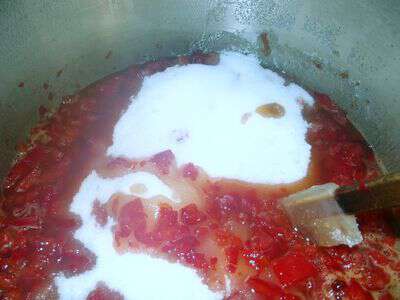 How to make pepper jelly