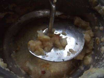 Traditional lambs wool drink