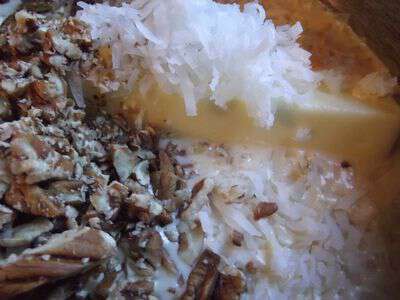 Pecan sauce for fruit cocktail cake