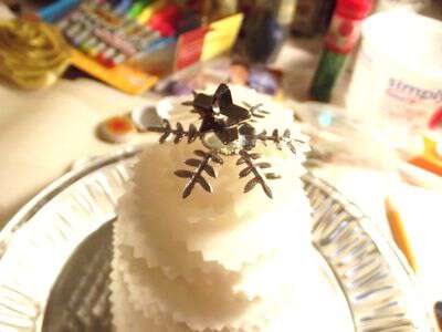 Paper tree topper